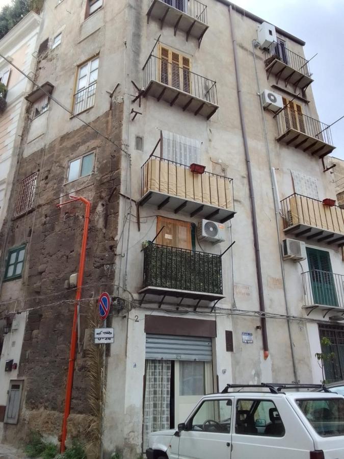 Room Holiday "Al Centro Storico" 팔레르모 외부 사진