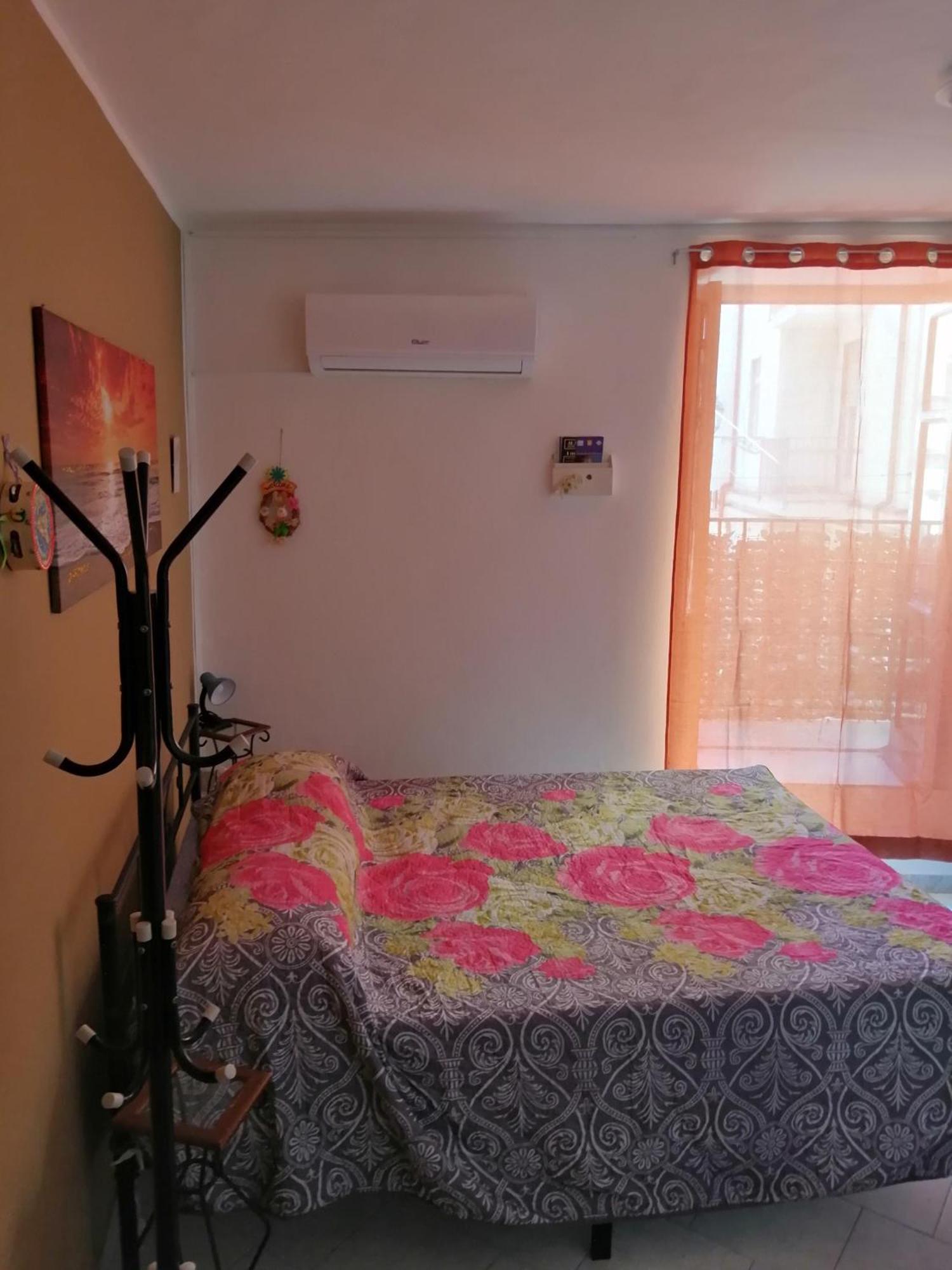 Room Holiday "Al Centro Storico" 팔레르모 외부 사진
